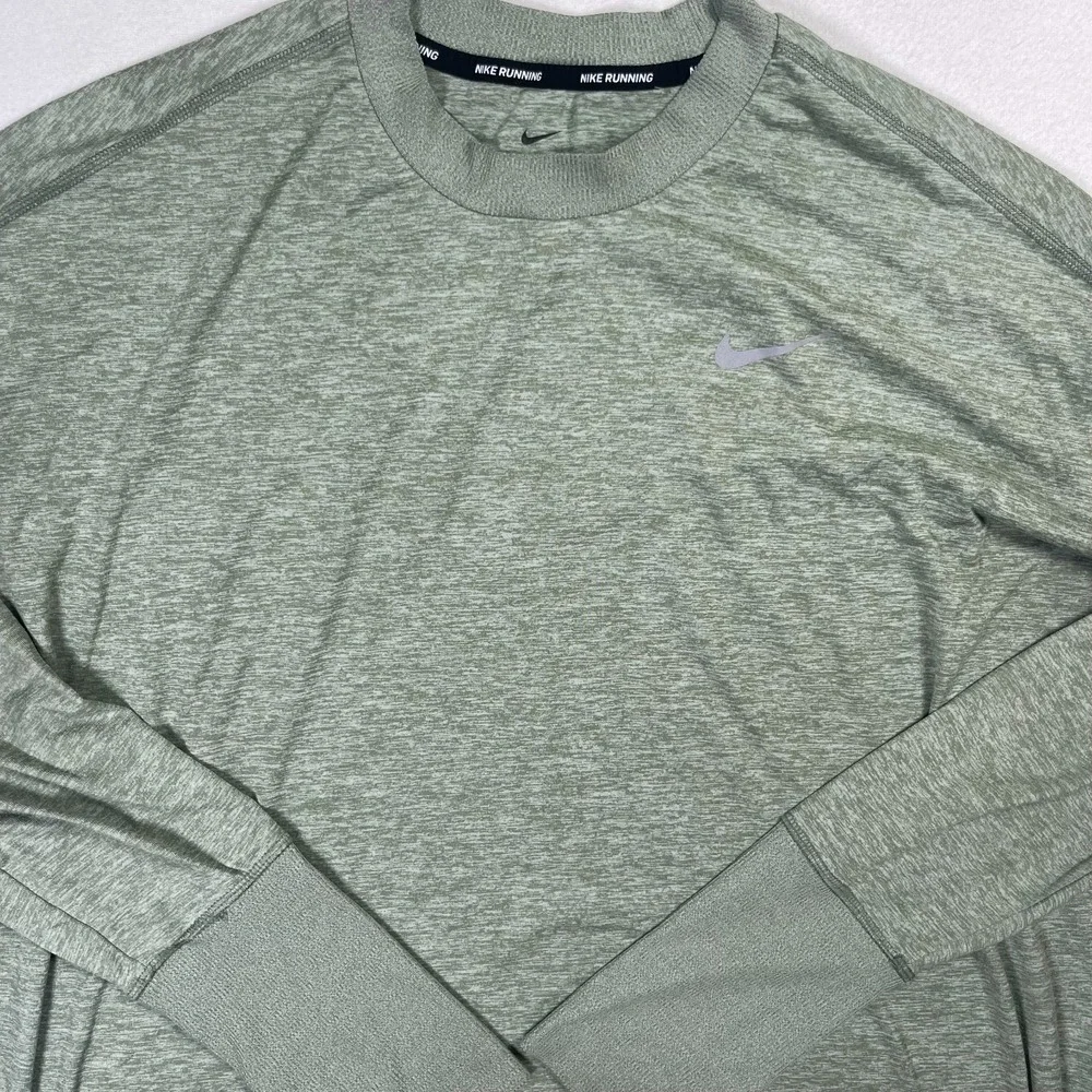 Nike Running Dri-FIT Shirt Women's XL Sage Green Thumbhole Sleeve Activewear